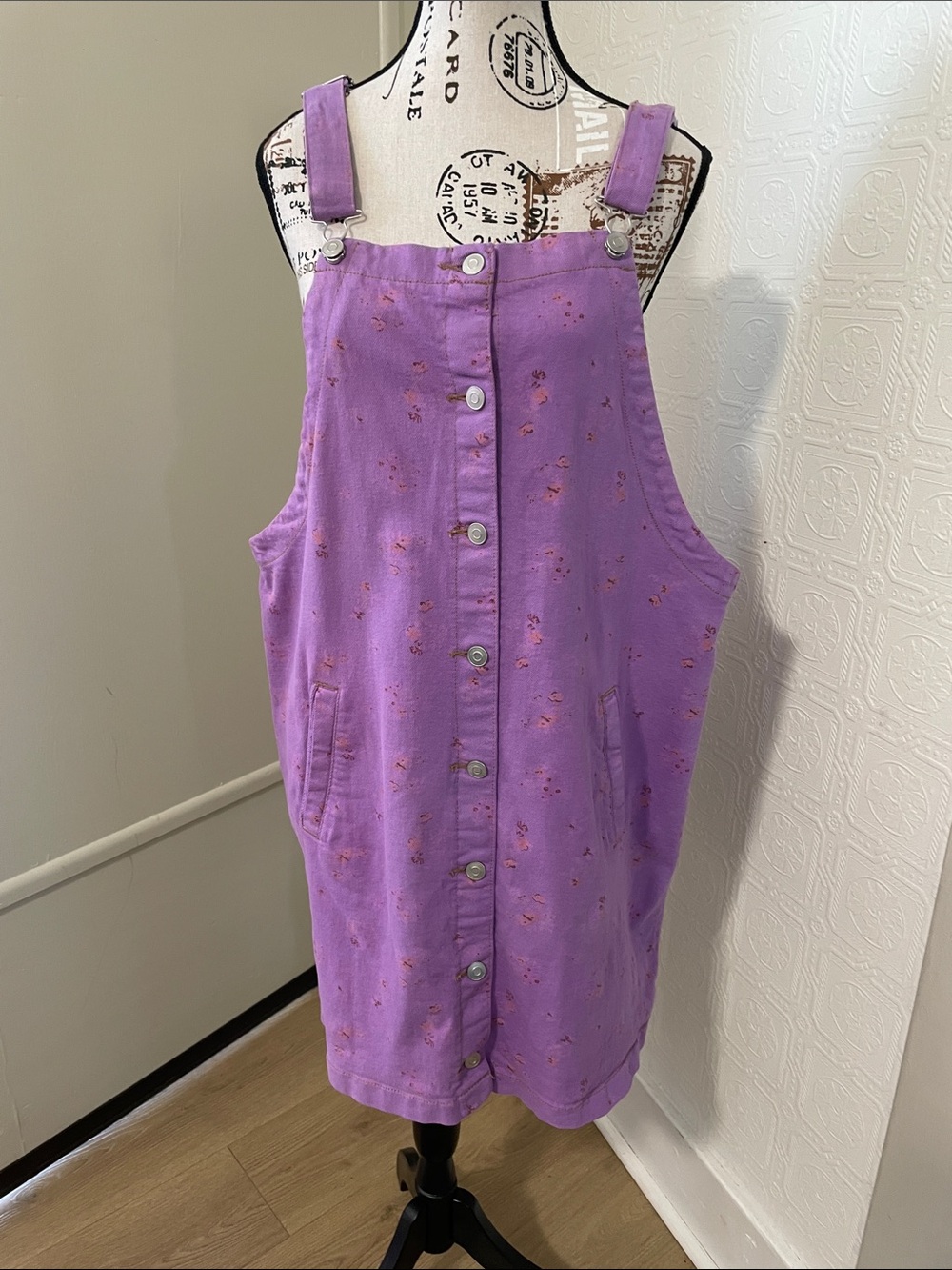 Celebrity Pink Purple Floral Button-Front Midi Overall Dress